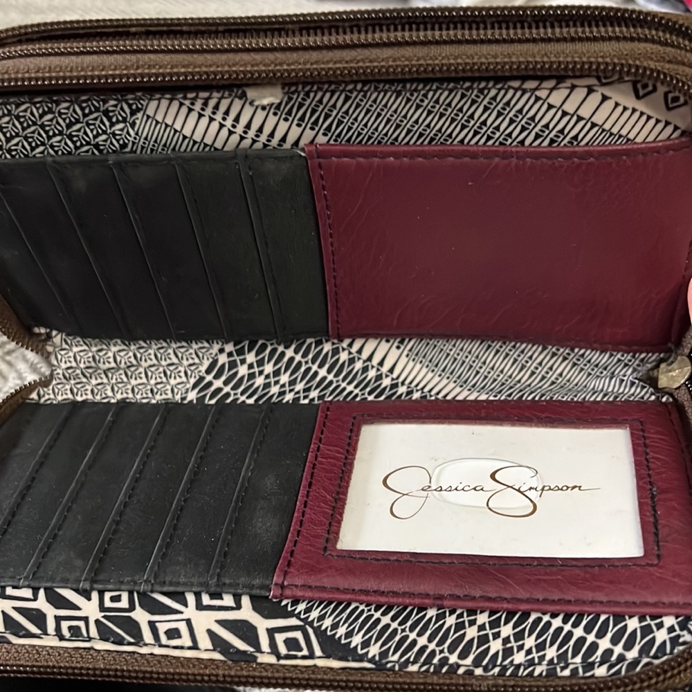 Jessica Simpson Wallet - Picture 4 of 5